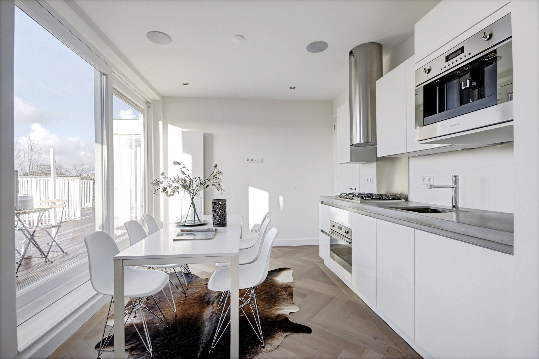 https://www.reykswacht.nl/wp-content/uploads/2015/01/linnaeusstraat-70-4-5.jpg