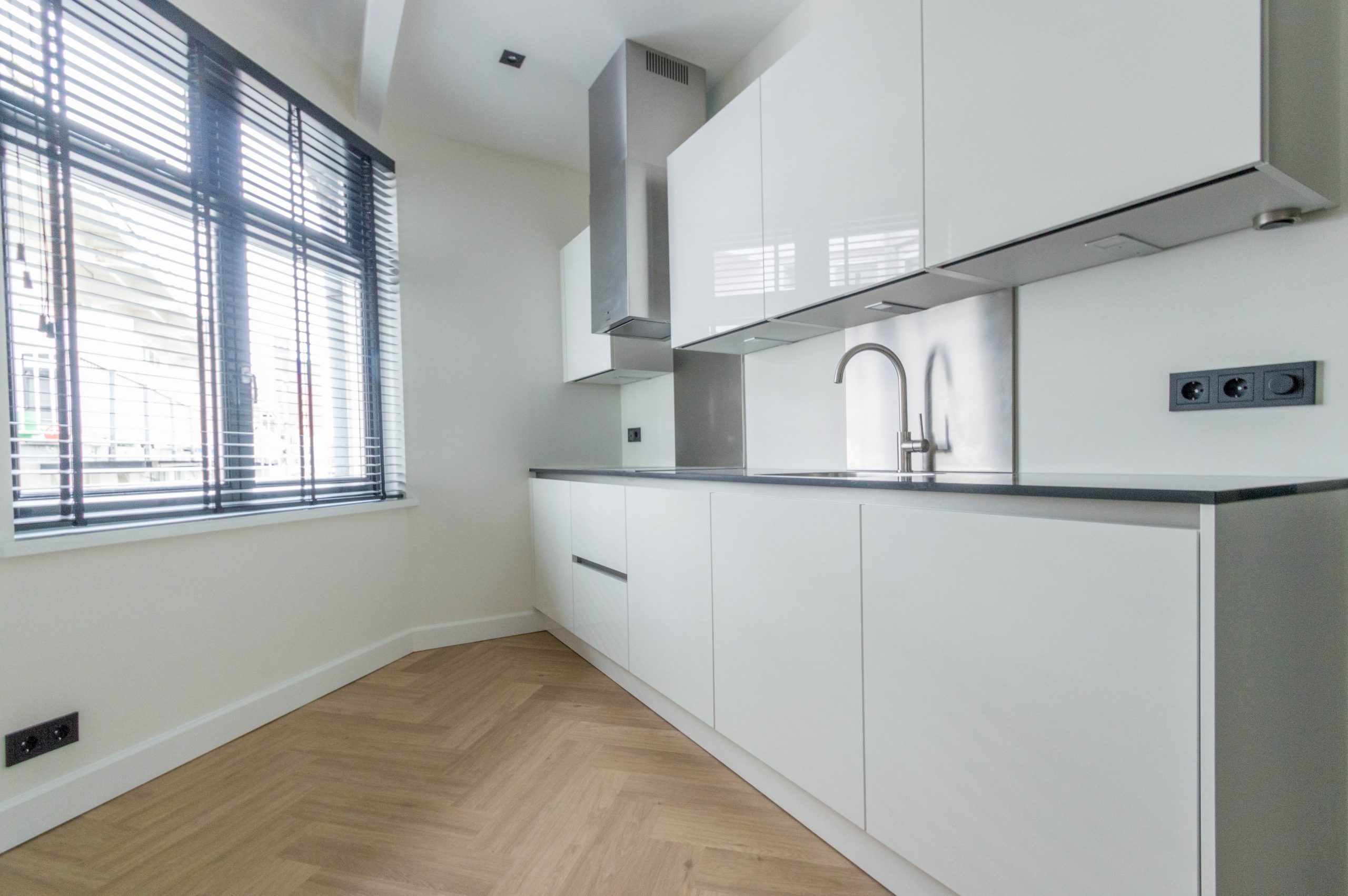 https://www.reykswacht.nl/wp-content/uploads/2020/11/vespuccistraat-45-3-6-1-scaled.jpg