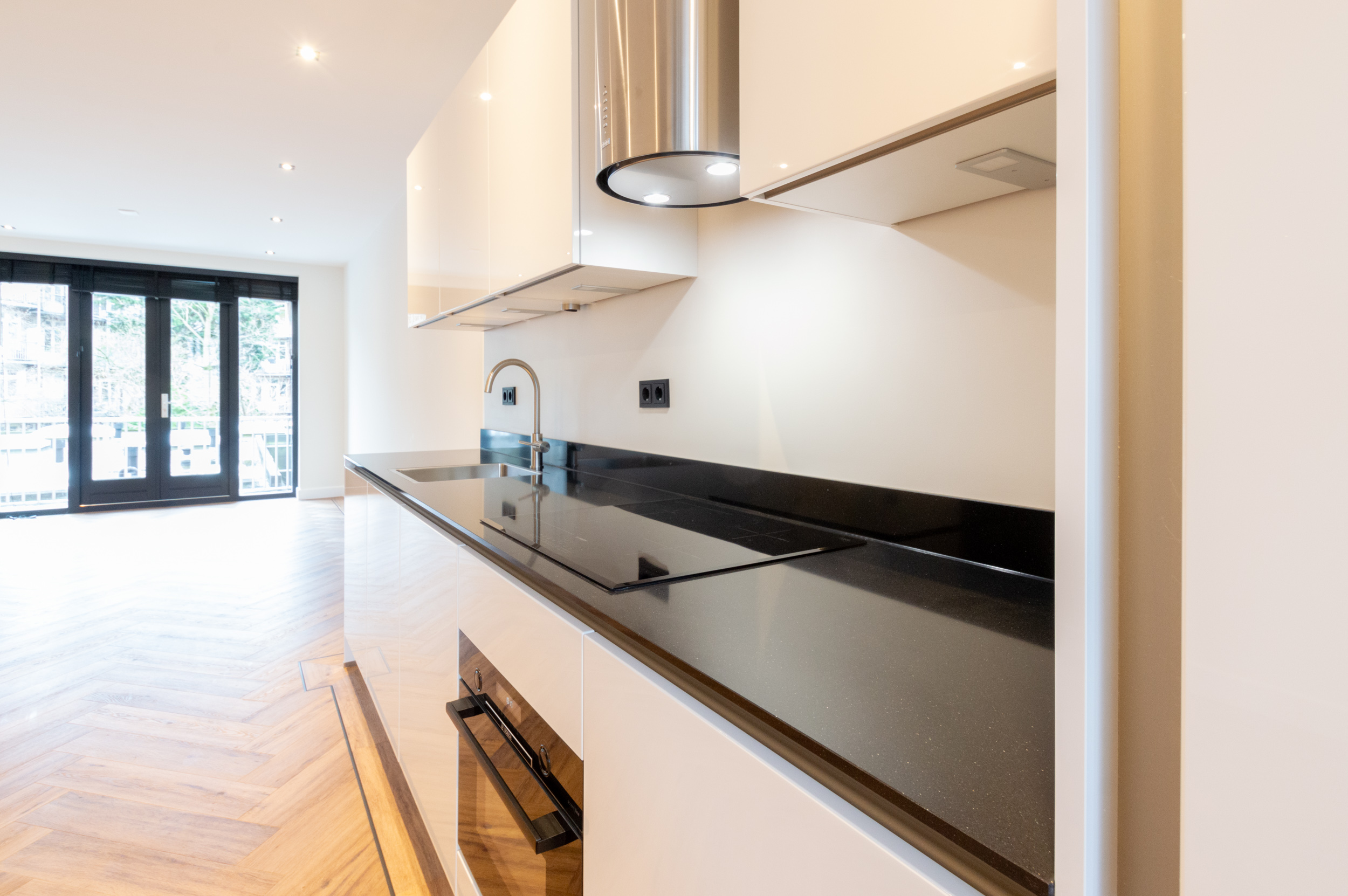 https://www.reykswacht.nl/wp-content/uploads/2021/11/geuzenstraat-40-1-na-verbouwing-5.jpg