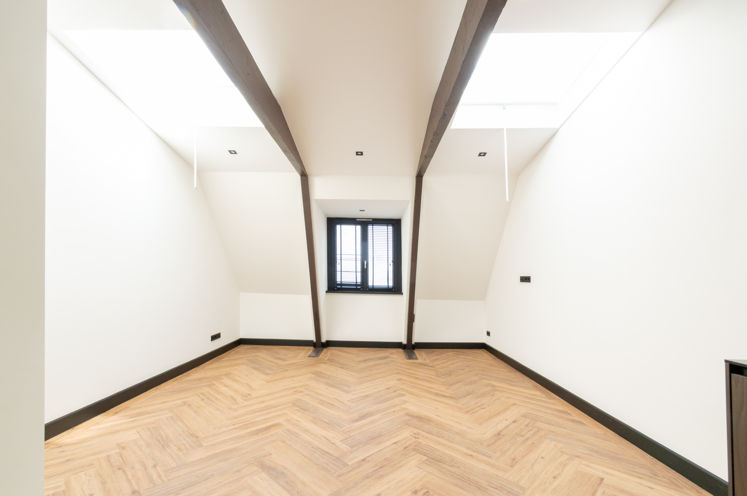 https://www.reykswacht.nl/wp-content/uploads/2022/01/Tweede-Hugo-de-Grootstraat-16-3-na-verbouwing-1.jpg