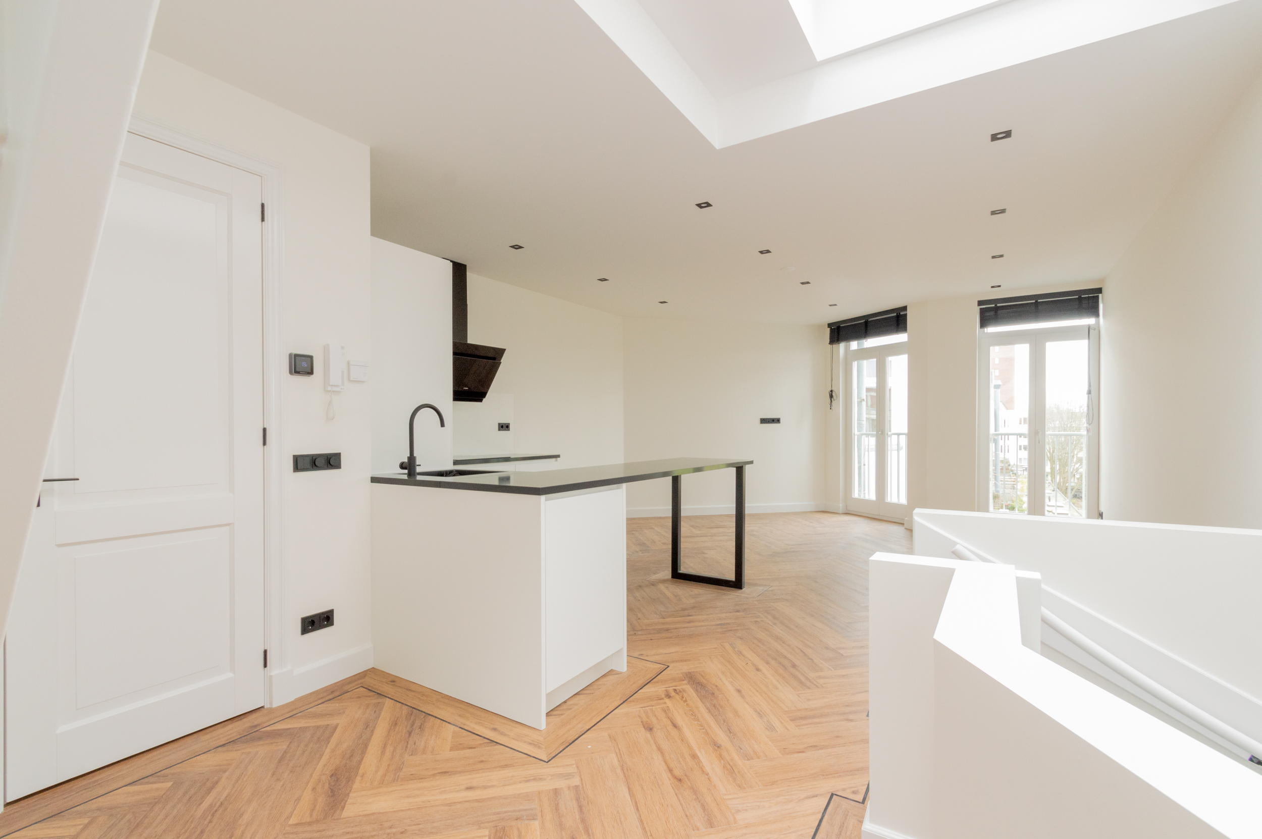 https://www.reykswacht.nl/wp-content/uploads/2022/10/Vespuccistraat-43-3-na-verbouwing-20.jpg