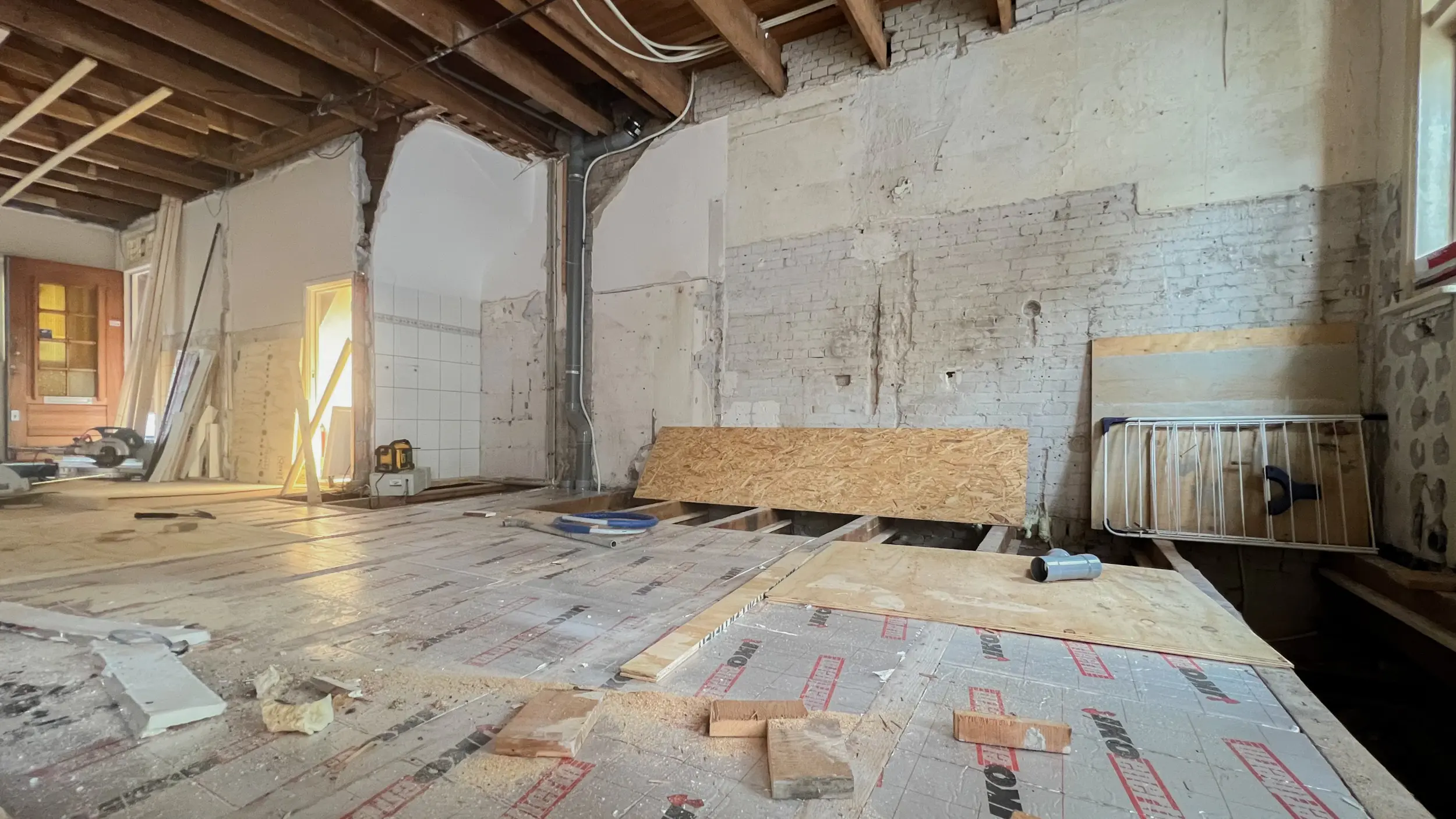 Leiduinstraat-16H-Amsterdam-isolatie-1